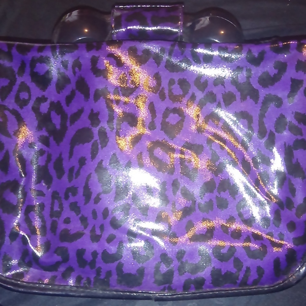 Beautiful Betseyville Purple Phone bag - Picture 4 of 7